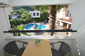 Standard Apartment | Balcony