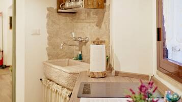 Dusche, kostenlose Toilettenartikel, Haartrockner, Bidet