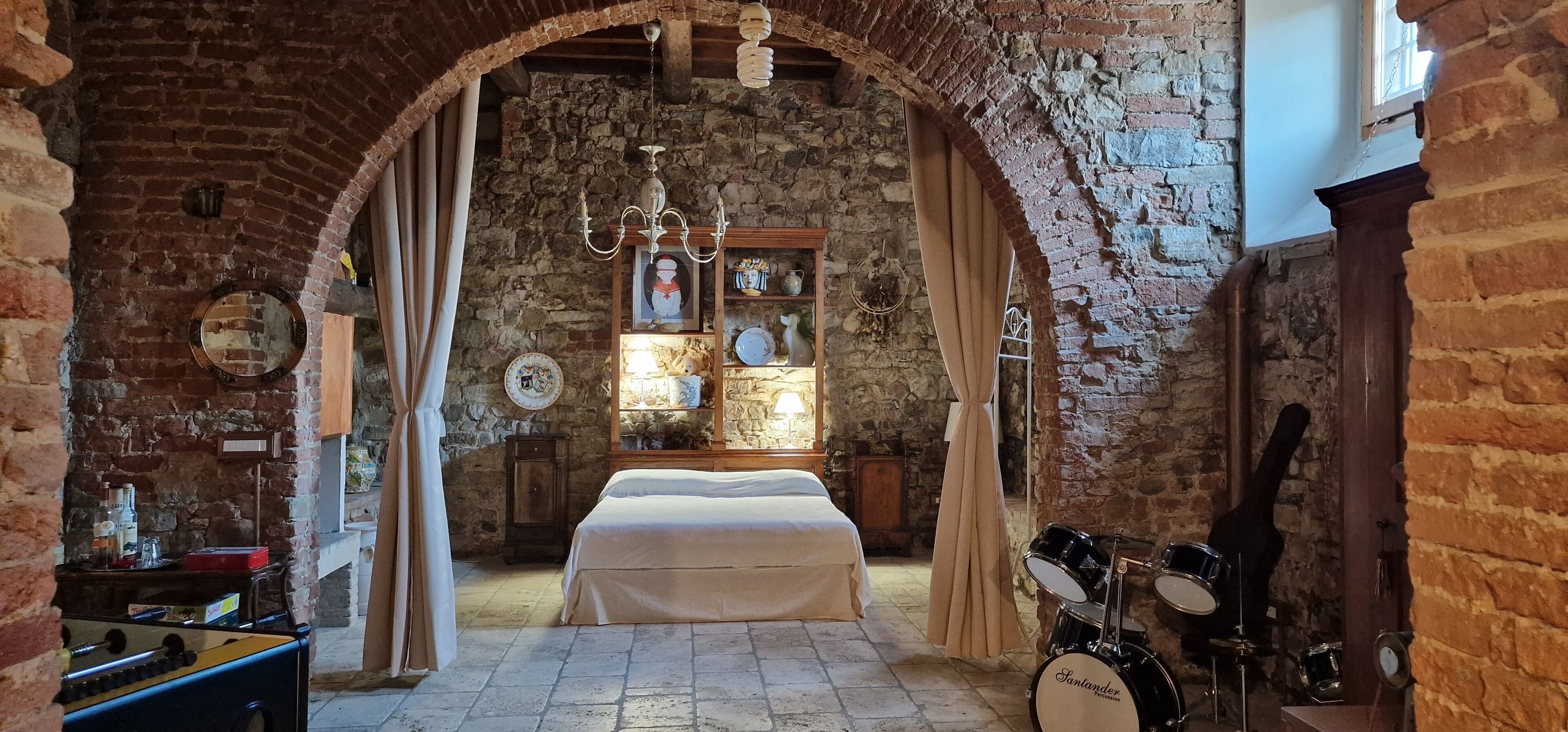 1 chambre, coffres-forts dans les chambres, bureau