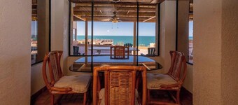 Casa Lopaz: Spacious 4-Bedroom Rental.  Perfect for Families!