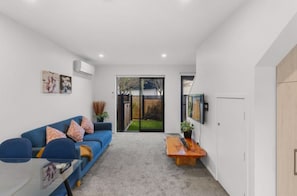 Smart TV - Hidden Gem near Hagley Park in the city center (Christchurch)