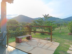 Terrace/patio - Chalé São Tomé, Localizado nas Belas Montanhas de São Thomé das Letras (São Thomé das Letras)