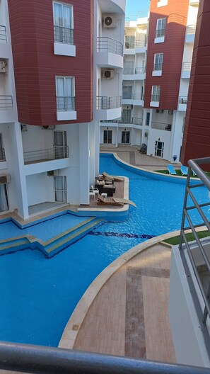 2 outdoor pools, pool umbrellas, sun loungers - Aqua palms resort hurghada  (Hurghada)