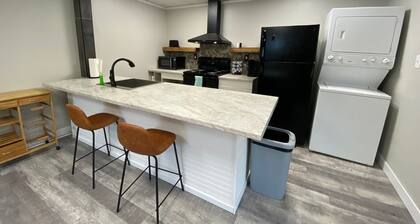 2 bedroom Budget Suite. Open floor plan