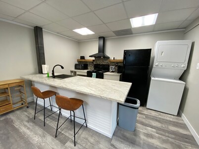 2 bedroom Budget Suite. Open floor plan