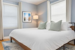 2 chambres, fer et planche à repasser, Wi-Fi gratuit, draps fournis