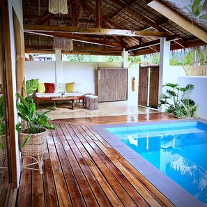 Piscine extérieure