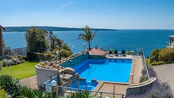 Piscine extérieure, piscine chauffée