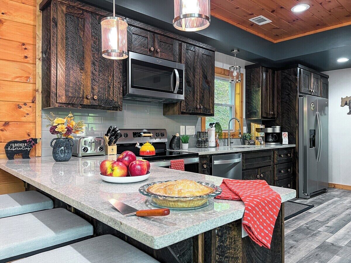 Refrigerador, microondas, horno, placa de cocina