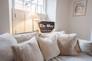 3 bedrooms, iron/ironing board, WiFi - The Way, Southwold (Southwold)