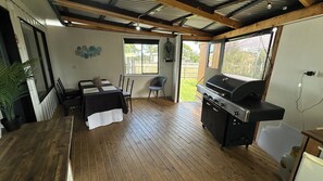 Dining - Newly Renovated Hamptons-Style Beach House - Includes Linen & EV Charger! (Coronet Bay)