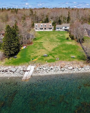 Unclassified image, 4 of 33, button