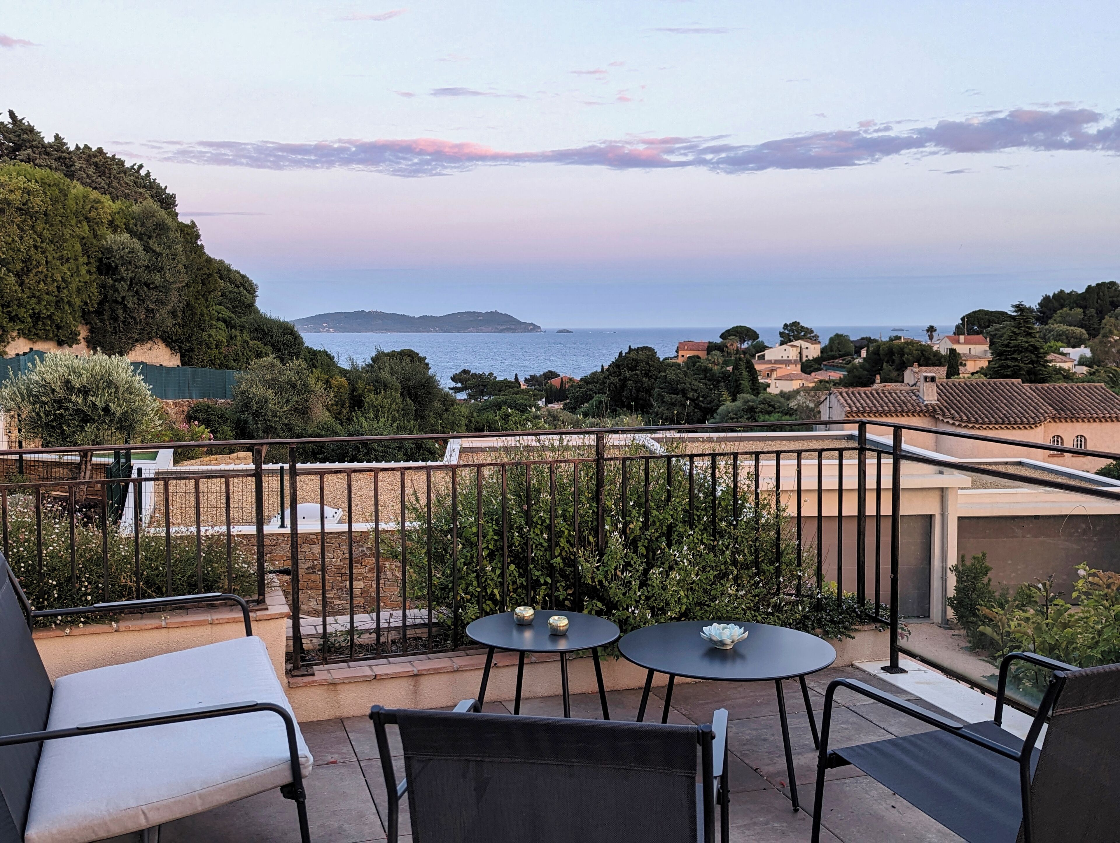 Coin salon sur la terrasse