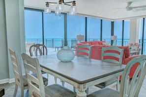 Dining - Oceanfront Penthouse With Rooftop Hot Tub (Garden City Beach)