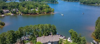 Great Views, Great Location, Near Ritz, No Stairs