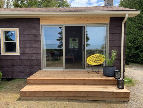 This charming cottage is the perfect place to unwind and relax