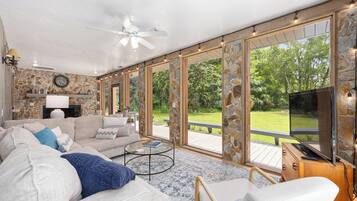 TV connectée, cheminée, imprimantes