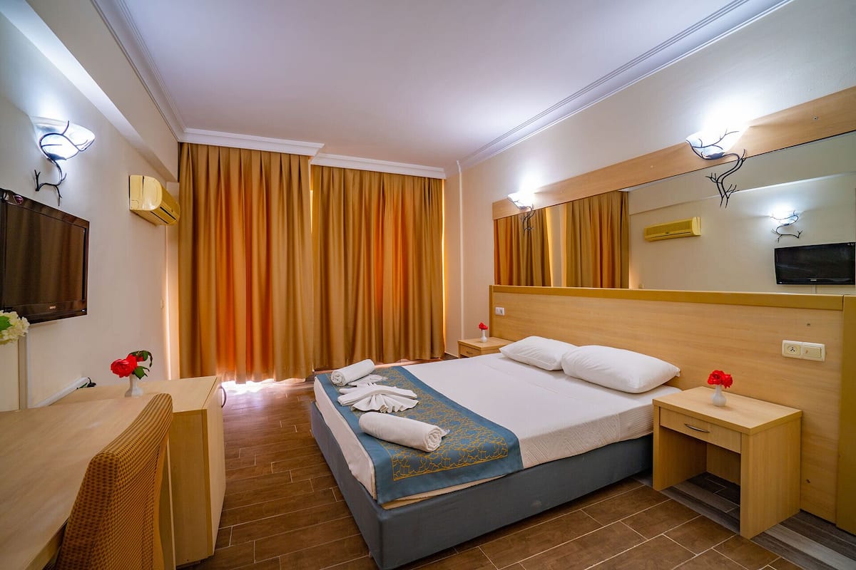 Habitación estándar | Wifi gratis y ropa de cama