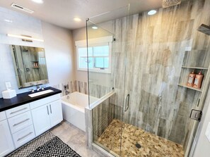 Bathtub, hair dryer, towels