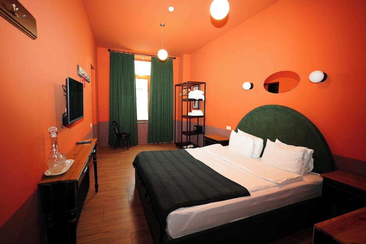 Dobbeltrom – deluxe | Allergitestet sengetøy, minibar, individuelt dekorert og lydisolert