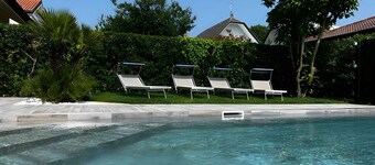 Holiday home with swimming pool