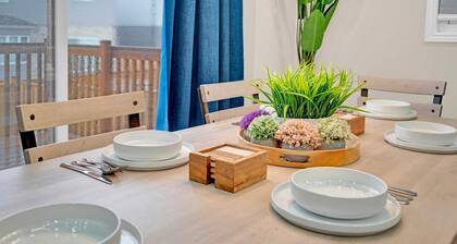 22min drive to Niagara. Sleeps 10. 1GB. 5 Bd/4 Bth