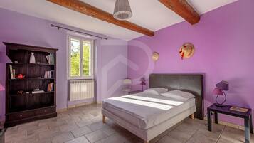 5 chambres, Wi-Fi, draps fournis