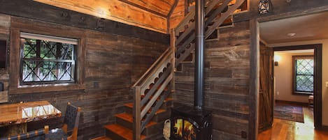 Deluxe chalet | 2 slaapkamers, luxe beddengoed, donzen dekbedden, een kluis op de kamer