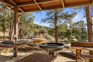 تناول الطعام بالخارج