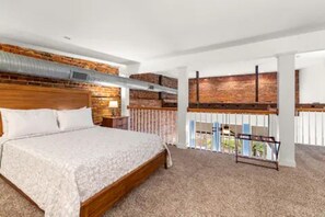 1 bedroom, desk, iron/ironing board, free WiFi