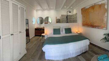 6 habitaciones, tabla de planchar con plancha y wifi gratis