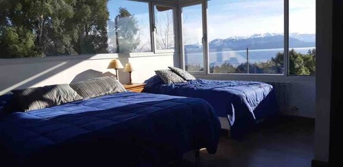 Two storey house with stunning lake and mountain views