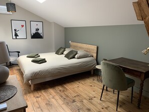 4 habitaciones, wifi y ropa de cama