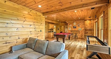 Blue Ridge Luxury Cabin w/ Views, Movie Theater, EV Charger & Hot Tub