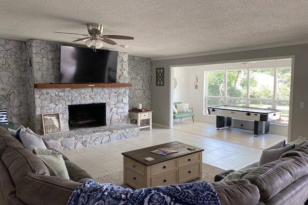 Smart TV, video games, computer monitors