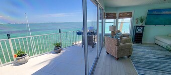 Emerald Seas - Florida Keys Ocean Front Paradise!