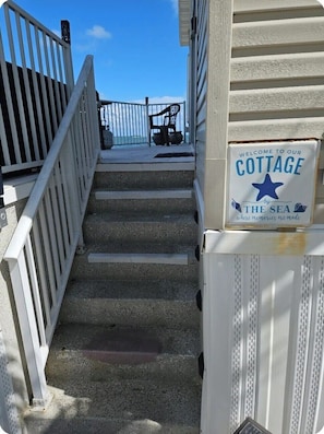 Exterior detail - Emerald Seas - Florida Keys Ocean Front Paradise! (Cudjoe Key)