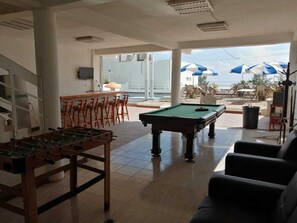 32-inch plasma TV with digital channels, TV - Eventos Punta Real  (Úrsulo Galván)