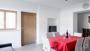 Panoramic Apartment | Dining room