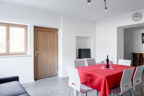Panoramic-Apartment | Esszimmer