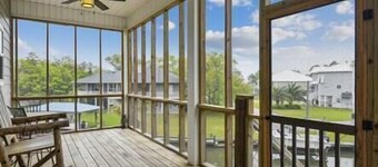 Salty Dog Waterfront 3br 3.5 ba
