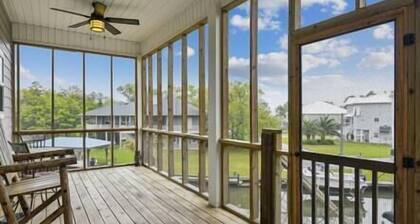 Salty Dog Waterfront 3br 3.5 ba