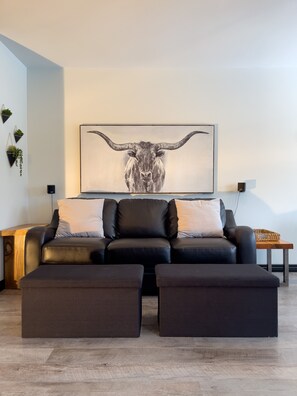 TV, fireplace - Loft Ski-in/Ski-out Stoneham resort (Stoneham-et-Tewkesbury)