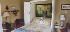 1 bedroom, free WiFi, bed sheets