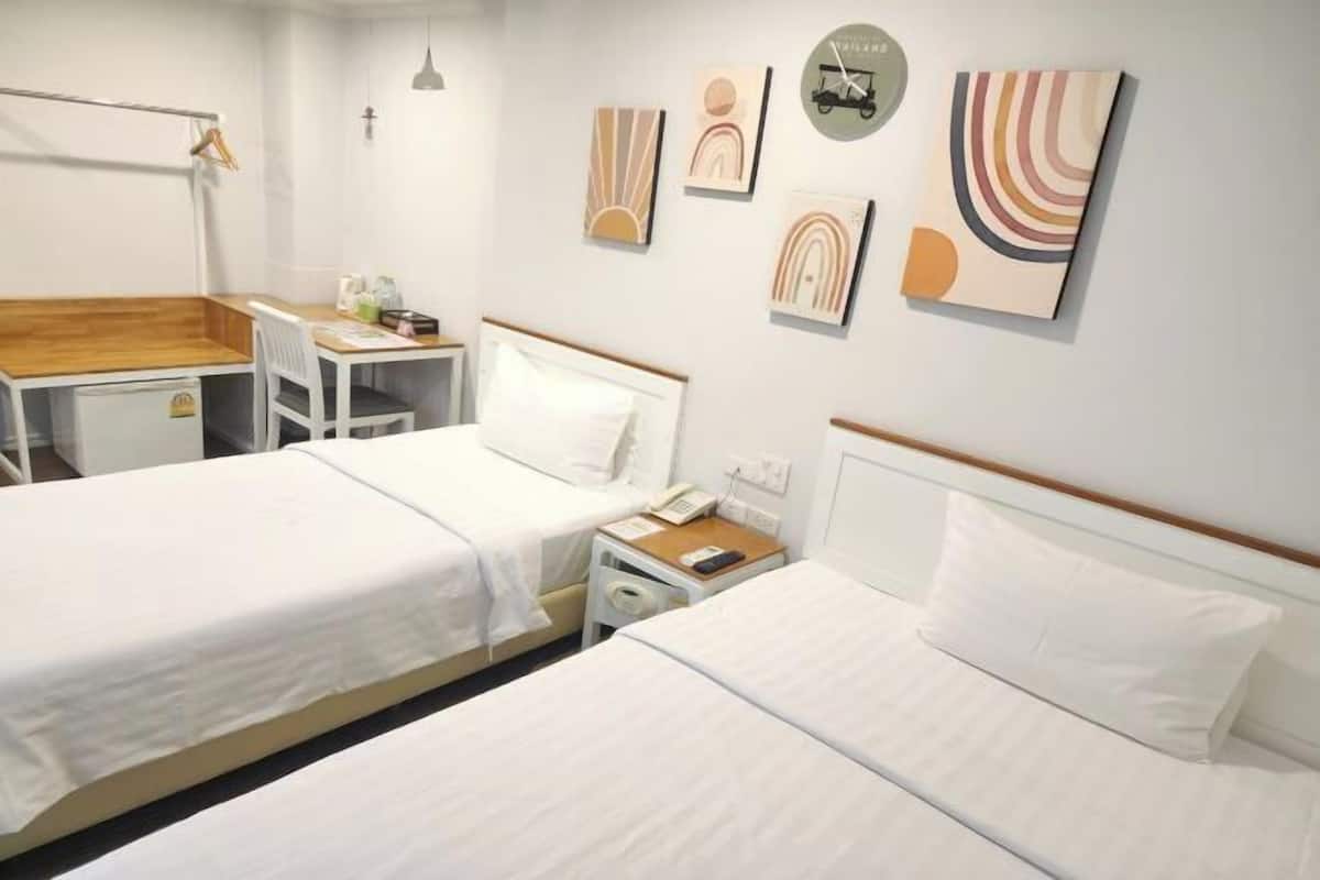 1 habitación, ropa de cama de alta calidad, escritorio y wifi gratis