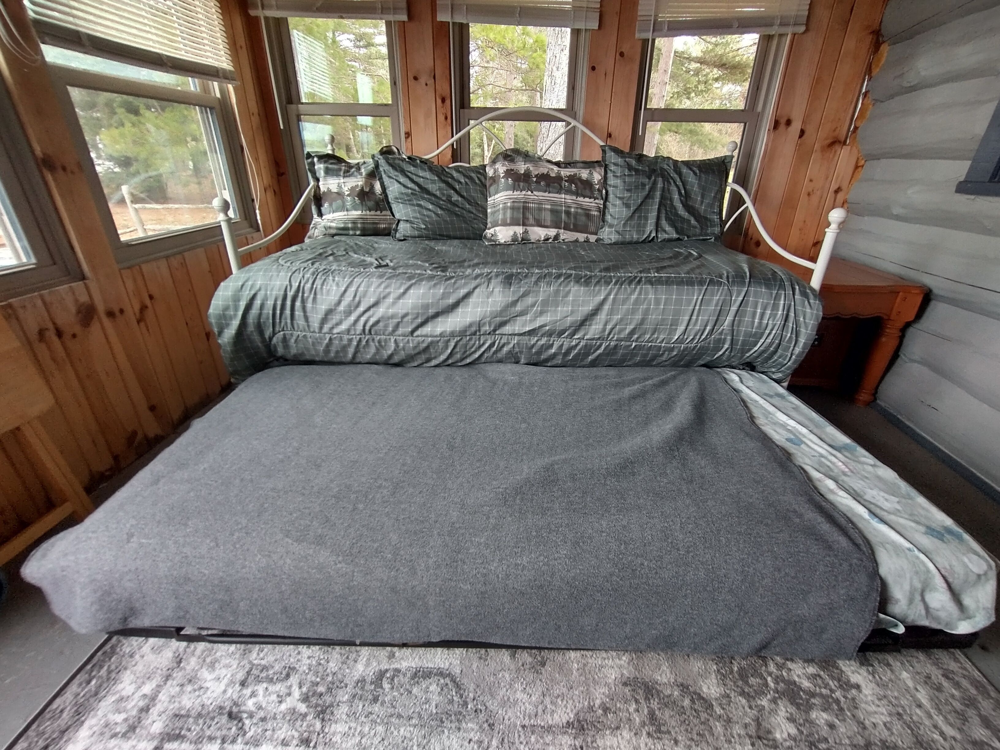 3 slaapkamers, reisbedje, gratis wifi, beddengoed