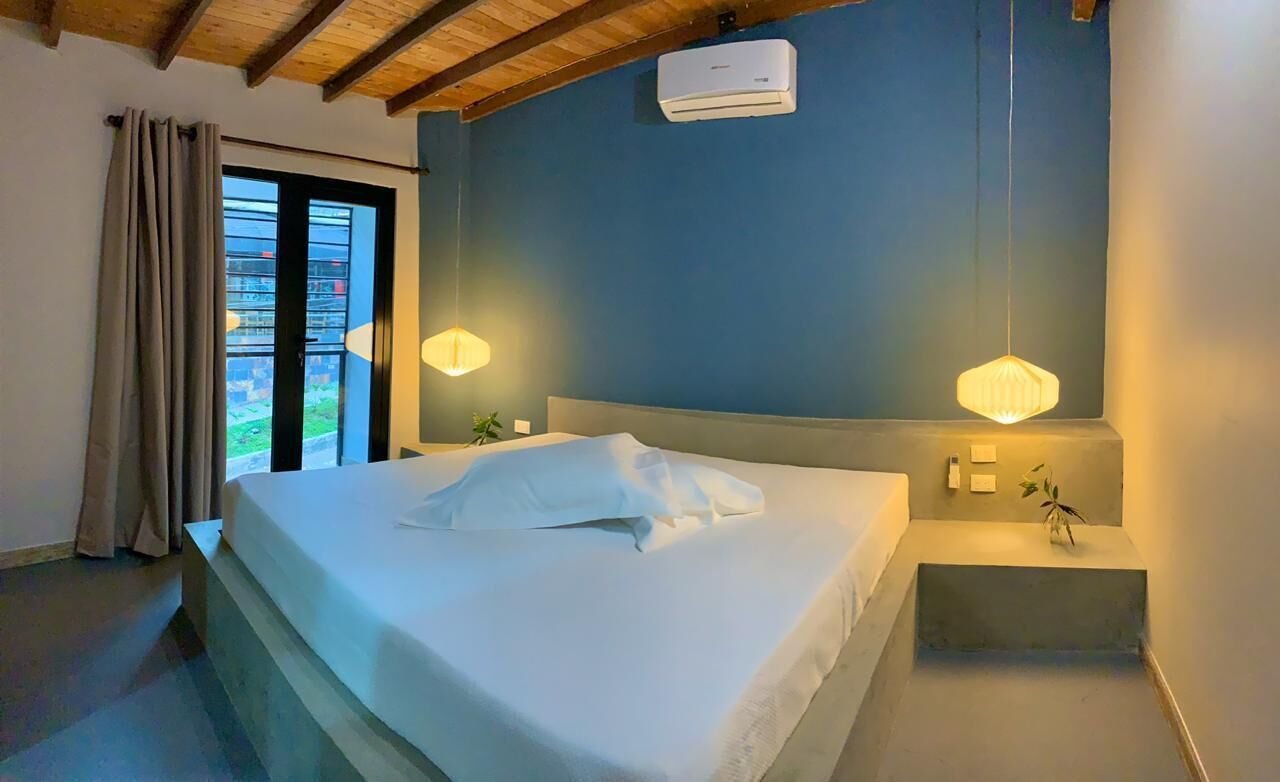 3 bedrooms, internet, bed sheets