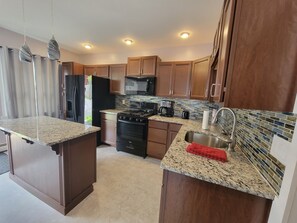 Fridge, microwave, oven, stovetop - Cattaraugus, Home sweet home! (Cattaraugus)