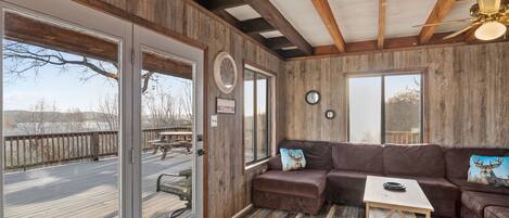 Smart TV, DVD player