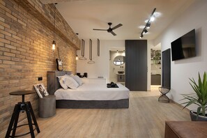 1 室のベッドルーム、WiFi、ベッドシーツ